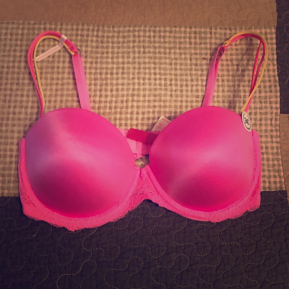 Victoria’s Secret Strapless Bra